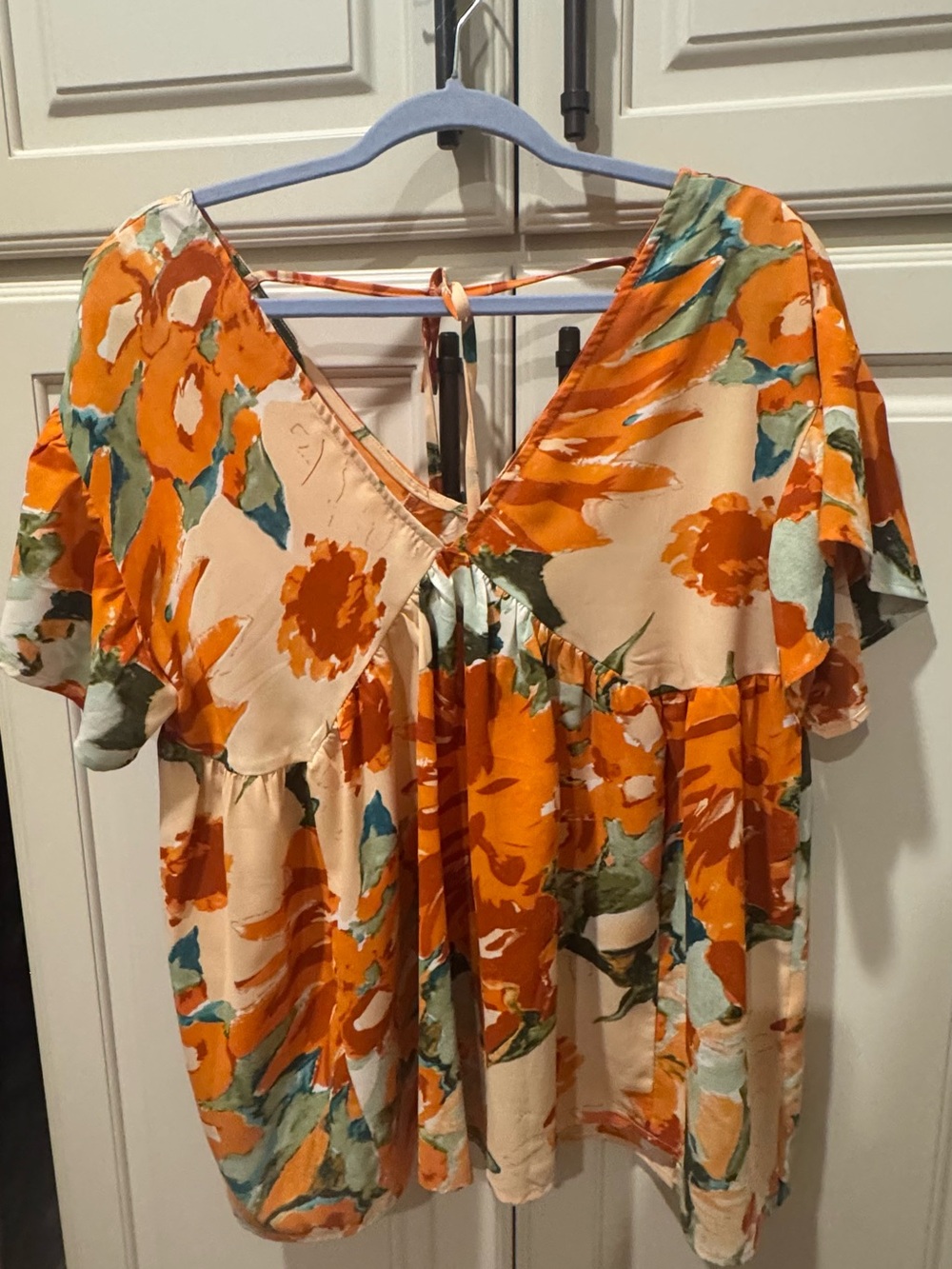 entro Orange and Cream Floral V-Neck Blouse